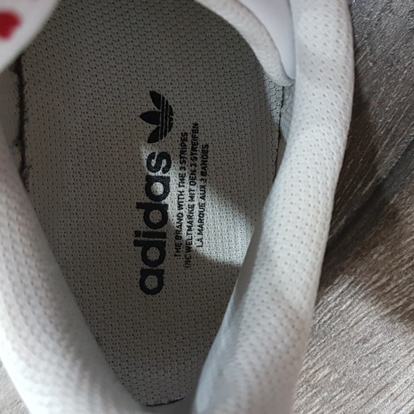 ADIDAS Limited Edition Superstar Hearts Shoes 7 - Picture 12 of 14